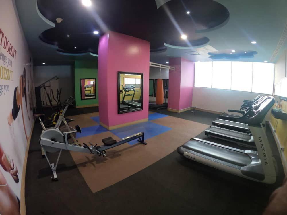 A Lovely Studio Apartment With Gym And Pool Access Dar es Salaam Ngoại thất bức ảnh