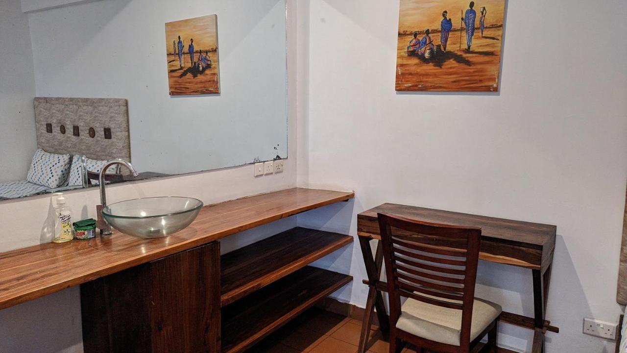 A Lovely Studio Apartment With Gym And Pool Access Dar es Salaam Ngoại thất bức ảnh