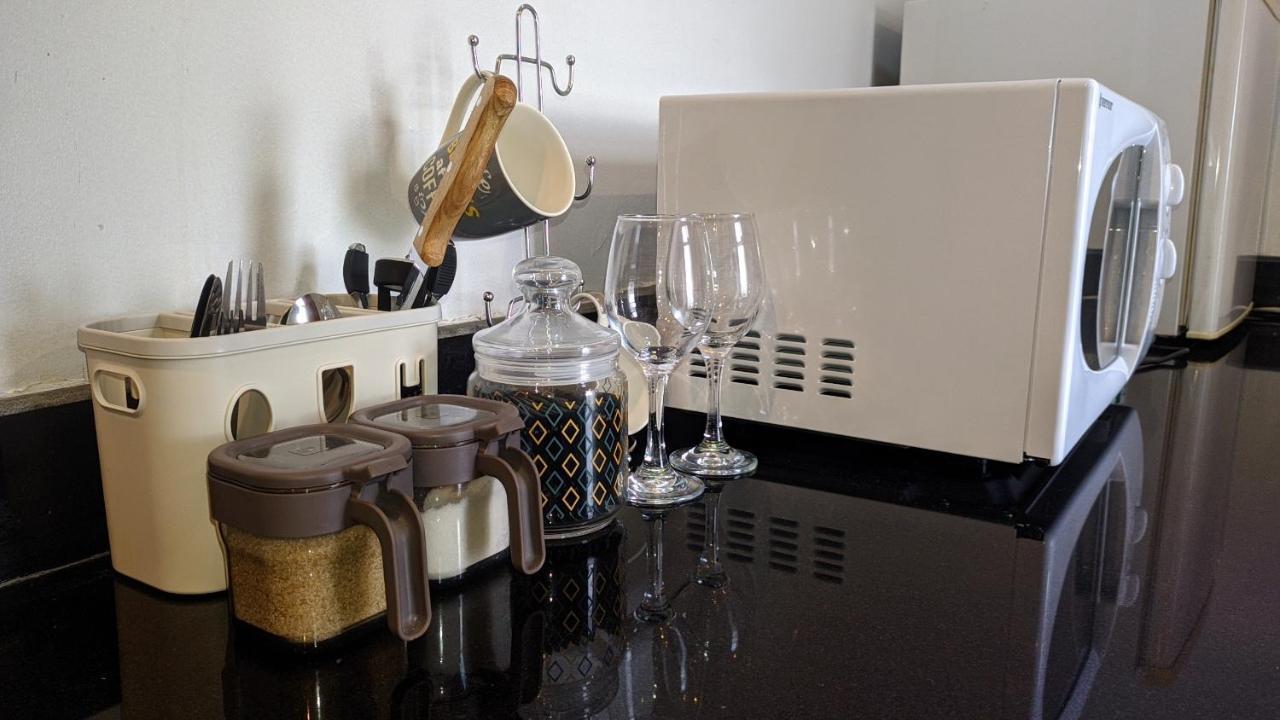 A Lovely Studio Apartment With Gym And Pool Access Dar es Salaam Ngoại thất bức ảnh